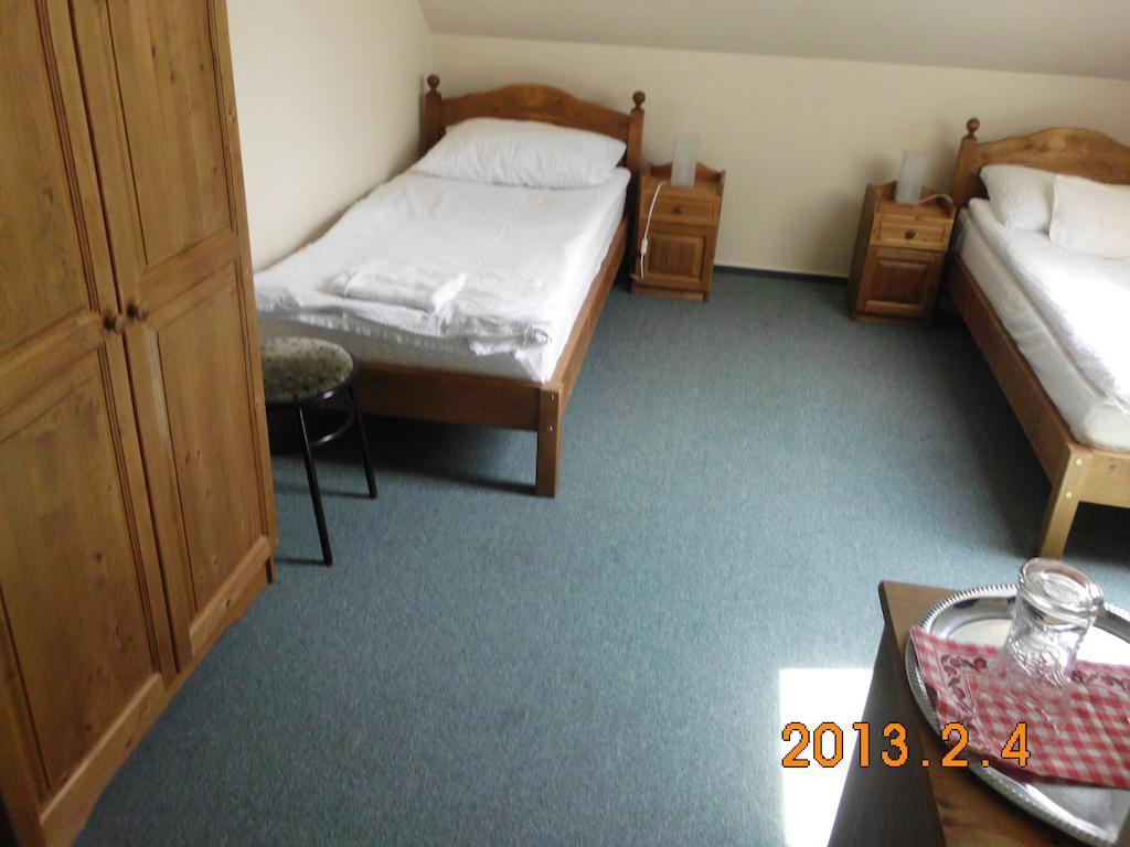 Bényei Fogadó Panzió és Étterem Erdőbénye Chambre photo